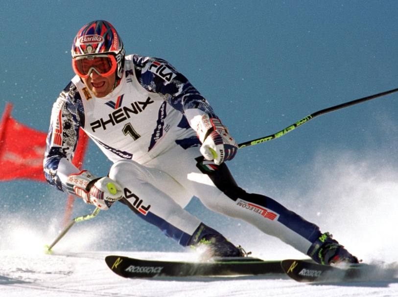 Nel Mondiale della Sierra Nevada del 1996, Alberto centra due medaglie d’oro, di cui una nel gigante (qui in azione) (Ap)